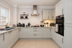 Kitchen/Diner- click for photo gallery